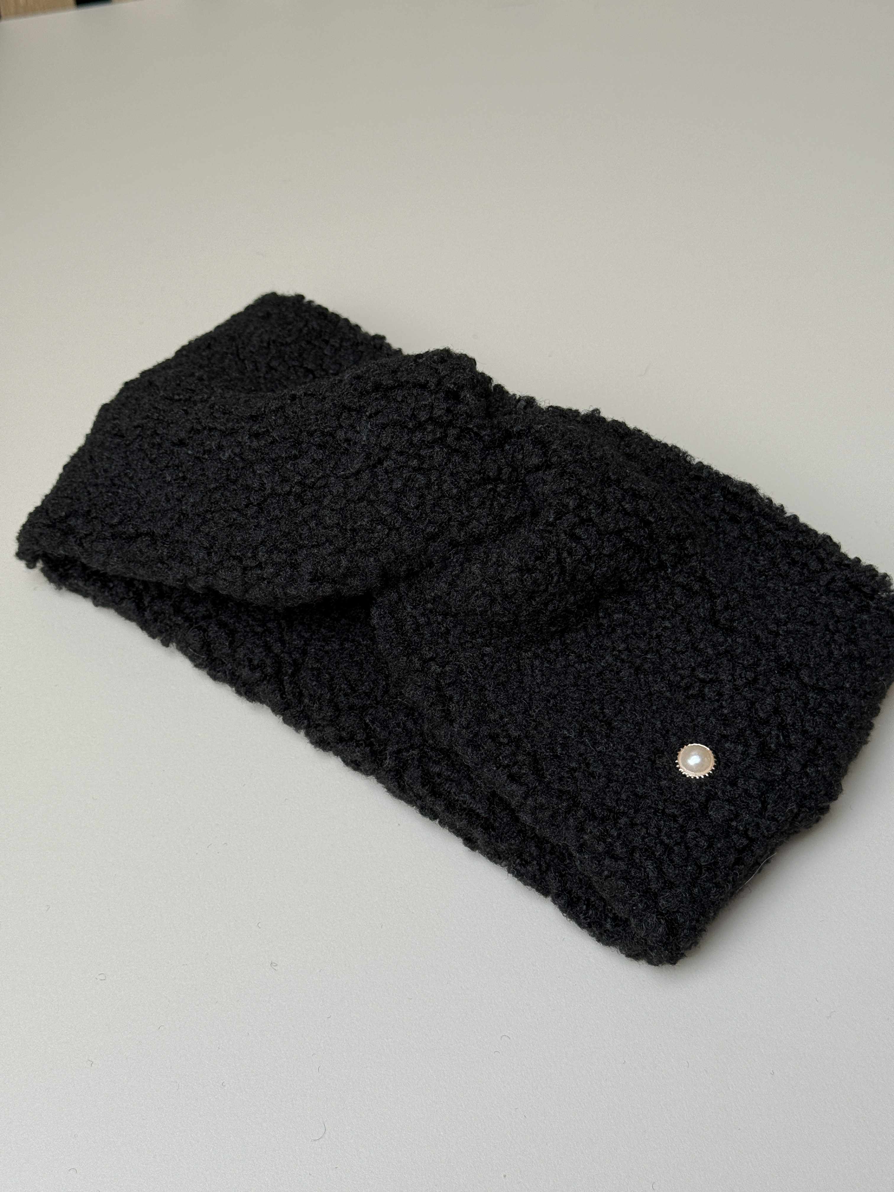 Teddy galvajuostė- juoda